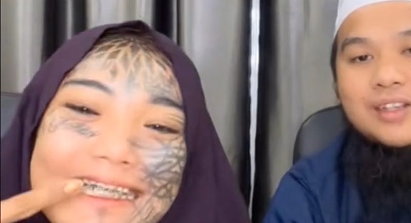 Ebit Lew jawab semua fitnah yang dilemparkan terhadapnya mengenai Mondy yang mempunyai tatu dan memakai braces.