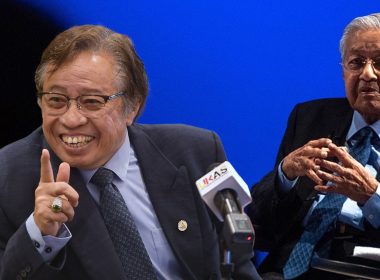 Mahathir cadang Sarawak bantu negeri lain