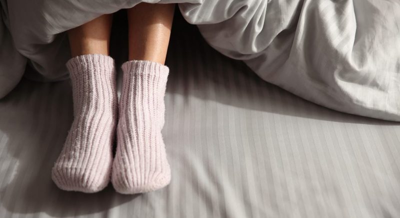 Pakai stoking semasa tidur