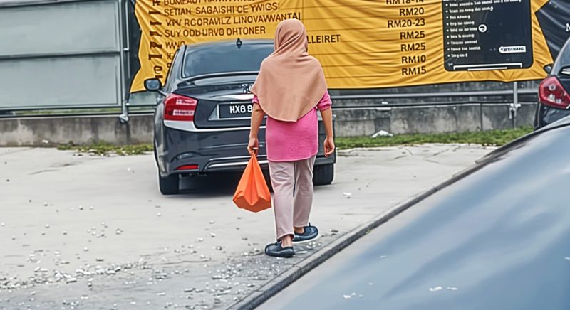 Minta sedekah guna alasan anak yatim