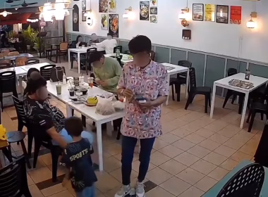Sekumpulan pelanggan makan di restoran masakan Thai di Shah Alam sebelum didakwa menggunakan resit palsu untuk membuat bayaran.