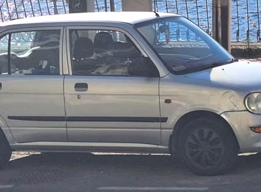 Kereta Perodua Kelisa tahun 2005 yang digunakan oleh wanita dari Malta, mencatat perjalanan lebih 83,000 batu.