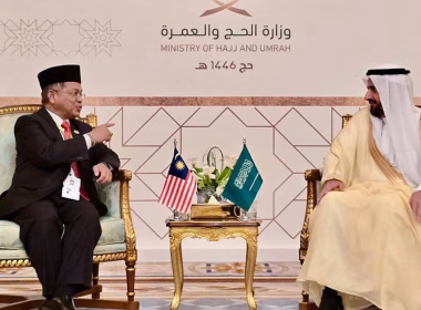 Menteri Agama, Datuk Mohd Na’im Mokhtar bersama Menteri Haji dan Umrah Arab Saudi, Dr. Tawfiq Fawzan Al-Rabiah