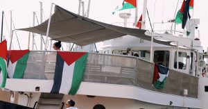 Peserta Global Sumud Flotilla menuju ke Gaza,
