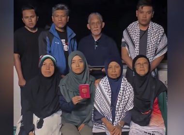 Pasukan Freedom Flotilla membawa bantuan kemanusiaan ke Gaza dipintas tentera Israel
