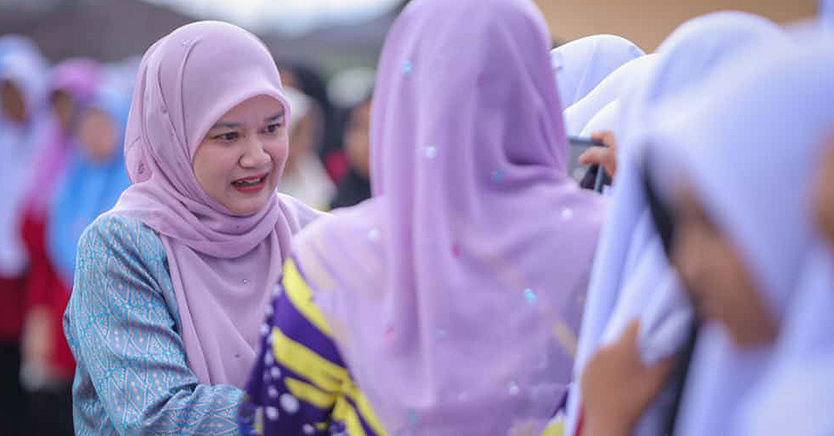 Fadhlina Sidek raih pujian menteri pendidikan terbaik.