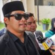 Kamal Adli di Mahkamah Syariah Wilayah Persekutuan ketika prosiding kes perceraian bersama Uqasha Senrose.