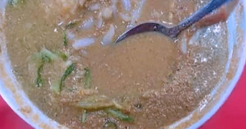 Isu tular dakwaan peniaga campur tisu dalam laksa hingga kuah jadi pekat.