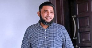 Laporan mengenai Papagomo ditahan bawah Akta Hasutan susulan hantaran di media sosial.