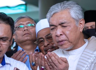 Ahmad Zahid Hamidi bersyukur selepas keputusan Jabatan Peguam Negara menutup 47 pertuduhan terhadapnya