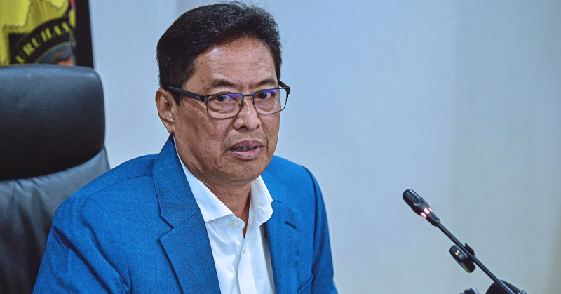 Bloomberg lapor Azam Baki miliki saham hampir RM800k, isu ketelusan dan integriti penjawat awam kembali dipersoal
