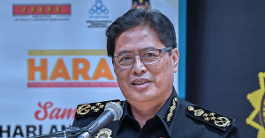 Kenyataan Azam Baki mengenai peranan SPRM mendapatkan semula wang dicuri dan menyerahkan dana kepada kerajaan.