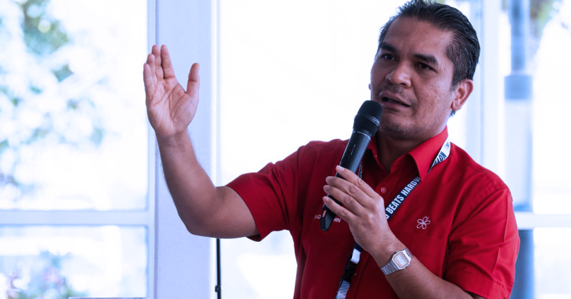 Radzi Jidin menafikan dakwaan tawar diri sebagai Ketua Pembangkang.