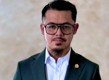Amin Idris menyeru kerajaan dan pembangkang bersatu hadapi krisis dunia