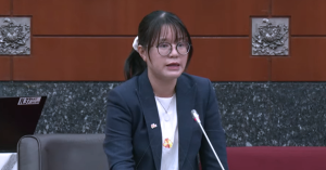 Wong Siew Ki bercakap mengenai cadangan penternakan babi moden di Sidang DUN Selangor