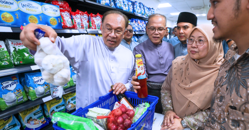 Madani Mart dibuka di cawangan Indera Mahkota.