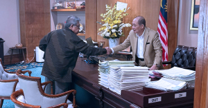 Pandikar Amin Haji Mulia umum letak jawatan Timbalan Pengerusi GRS dan semua jawatan kerajaan