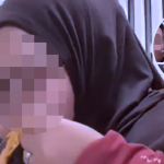 Pempengaruh memuntahkan makanan ketika membuat ulasan makanan di sebuah kedai makan dalam video tular.