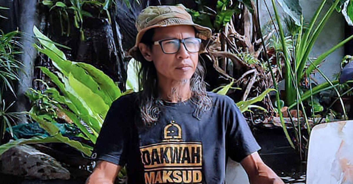 Zul Yahya memaklumkan dia sekeluarga bermalam di kedai akibat perniagaan merosot