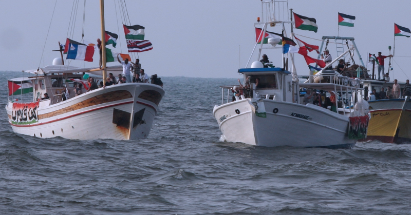 Kapal SS Free Gaza dan SS Liberty disambut rakyat Palestin selepas berjaya tiba di Gaza pada tahun 2008.