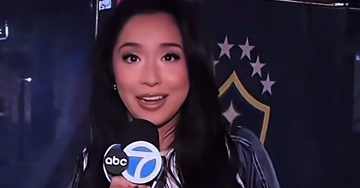 Wartawan ABC7 Abigail Velez dalam siaran langsung sebelum kontroversi kenyataan terhadap Bosnia tular