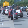 Rider muda menunggang motosikal membantu melancarkan laluan ambulans menuju Hospital Tengku Ampuan Afzan ketika kesesakan jalan raya.
