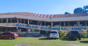 Bangunan sekolah di Matanao National High School runtuh selepas gempa bumi 7.8 magnitud di Mindanao, Filipina