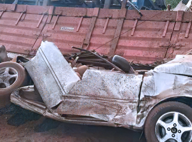 Keadaan treler yang terbabit dalam kemalangan maut di Lebuhraya Kuala Lumpur-Karak selepas menghempap sebuah Honda City sehingga mengorbankan empat sekeluarga.