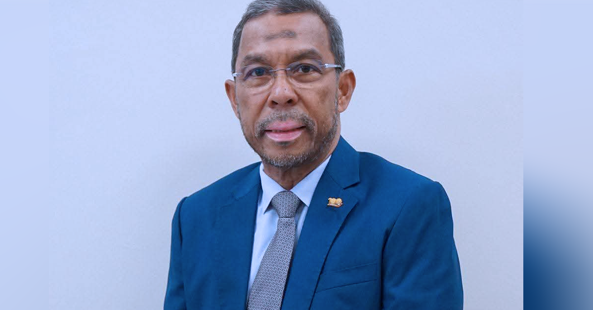 Ketua UMNO Bahagian Beruas, Datuk Dr. Azhar Ahmad, mempertimbangkan tindakan undang-undang susulan dakwaan tular di media sosial.