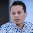Nik Nazmi Nik Ahmad menafikan dakwaan rasuah berkaitan pemindahan tiga gajah dari Malaysia ke Zoo Tennoji di Jepun.