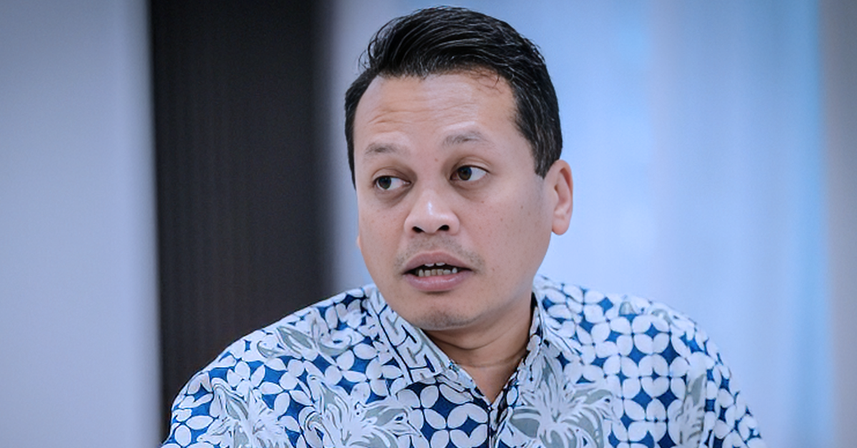 Nik Nazmi Nik Ahmad menafikan dakwaan rasuah berkaitan pemindahan tiga gajah dari Malaysia ke Zoo Tennoji di Jepun.
