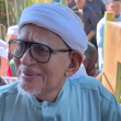 Tan Sri Abdul Hadi Awang bercakap kepada media selepas kuliah duha di Masjid Rusila, Marang, Terengganu.