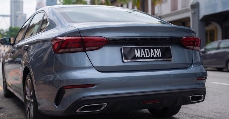 Kereta dengan nombor pendaftaran khas MADANI yang berkaitan kes hak cipta melibatkan JPJ di Mahkamah Tinggi Kuala Lumpur.