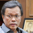 Datuk Seri Mohd Shafie Apdal dijatuhi hukuman penjara lima minggu selepas didapati bersalah menghina mahkamah