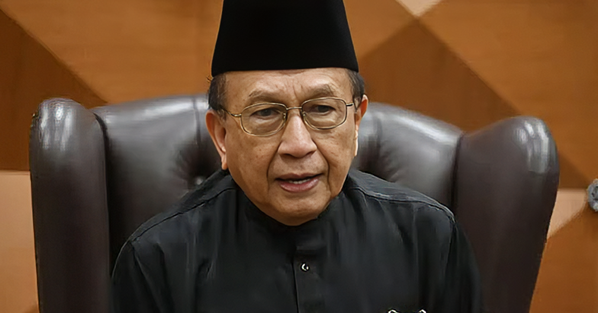 Kenyataan rasmi Istana Negeri Sembilan mengenai penarikan balik darjah kebesaran Tan Sri Dr. Mohd Rais Yatim.
