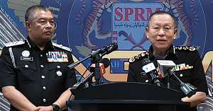 Ketua Pesuruhjaya SPRM Datuk Seri Abd Halim Aman ketika sidang media berkaitan siasatan laporan PRN Negeri Sembilan.