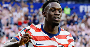Folarin Balogun pemain Amerika Syarikat dibenarkan beraksi menentang Belgium.