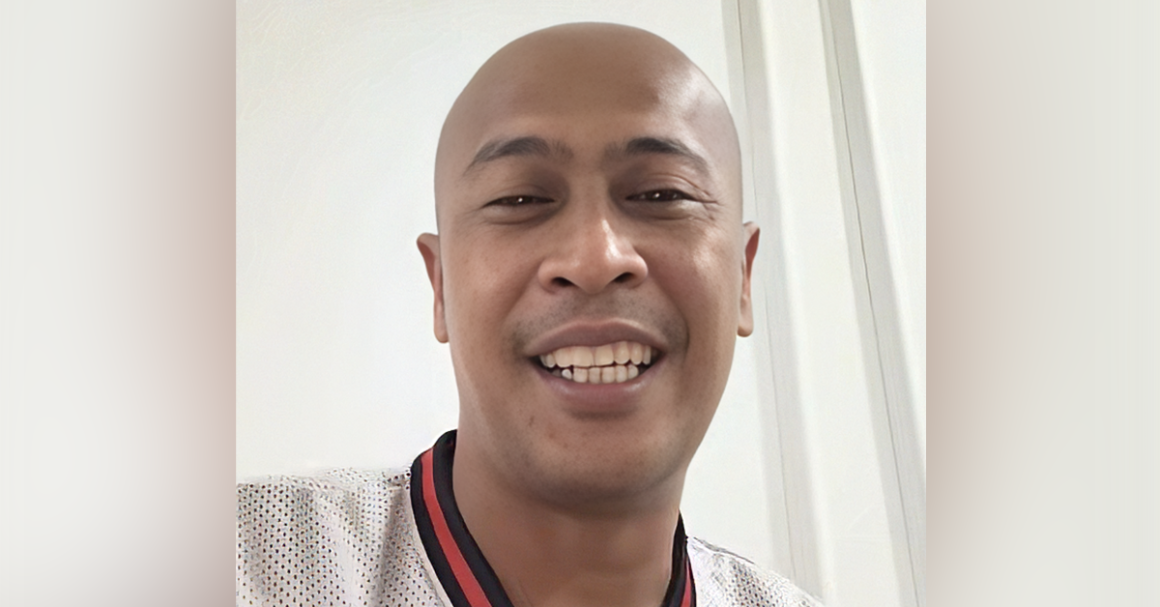 Achey ketika berkongsi mengenai isu kampung dan menghargai tindakan Azeez Rahim turun padang mendengar keluhan masyarakat.