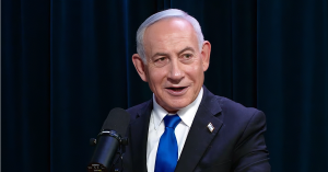 Benjamin Netanyahu ketika muncul dalam podcast membincangkan sokongannya terhadap Argentina dan Presiden Javier Milei.