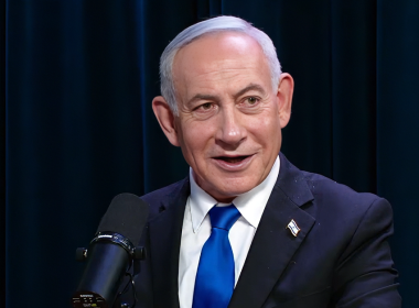 Benjamin Netanyahu ketika muncul dalam podcast membincangkan sokongannya terhadap Argentina dan Presiden Javier Milei.