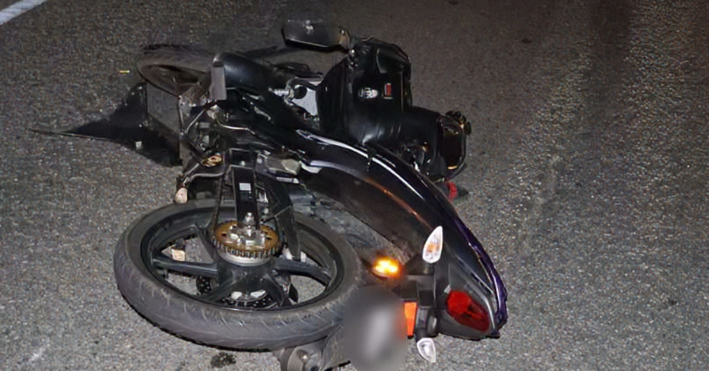 Kemalangan motosikal mengorbankan dua pelajar Tingkatan Lima di Jalan Kuala Lumpur-Kuantan, Temerloh.
