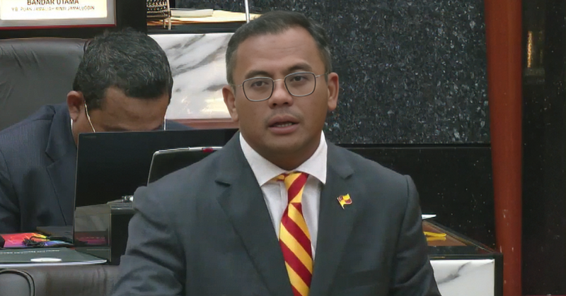 Menteri Besar Selangor Datuk Seri Amirudin Shari ketika memberi kenyataan mengenai isu PATI dan penempatan etnik Rohingya di Selangor.