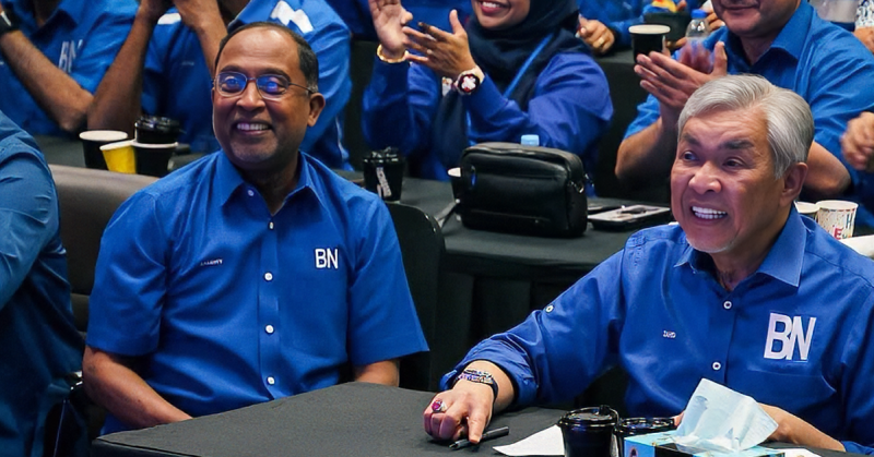 Datuk Seri Diraja Dr Zambry Abd Kadir bersama Datuk Seri Dr Ahmad Zahid Hamidi dalam program Barisan Nasional