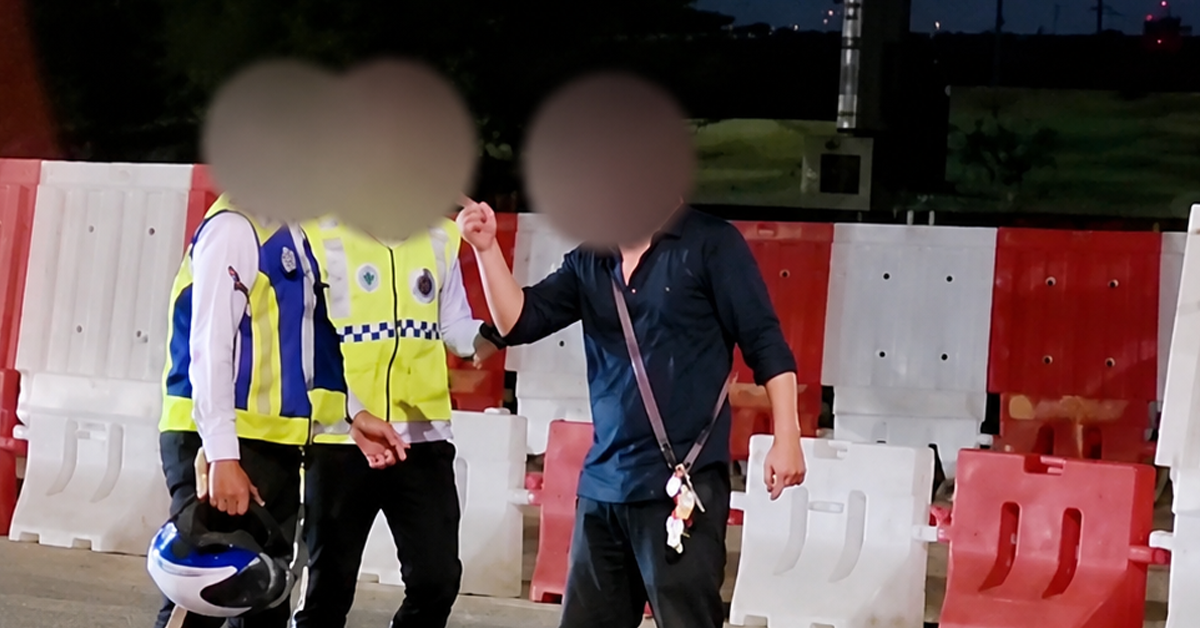 Empat lelaki ditahan selepas pergaduhan dan provokasi terhadap polis trafik di Bangunan Sultan Iskandar