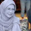 Siti Nurhaliza mengenang kenangan bersama Allahyarhamah Tun Dr Siti Hasmah Mohamad Ali.