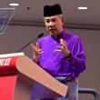 Mohamad Hasan berucap pada persidangan UMNO 2026