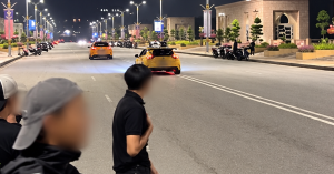 Dua kenderaan dipercayai menguji kelajuan di Jambatan Putra, Putrajaya