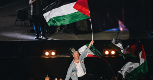 Macklemore sumbang AS$1 juta pendapatan jelajah untuk membantu rakyat Palestin