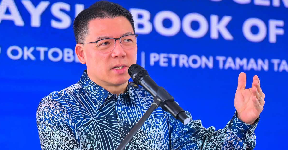 Menteri Perumahan dan Kerajaan Tempatan Nga Kor Ming mengulas gelaran Menteri Tandas dan pencapaian kebersihan tandas Petron Malaysia.