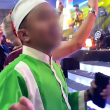 Lelaki memakai pakaian seragam PASTI berjoget dalam majlis makan malam yang tular di media sosial.